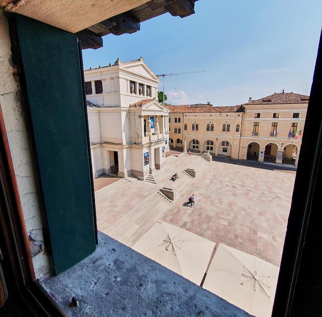 Appartement Attico Di Piazza Cima à Conegliano Extérieur photo