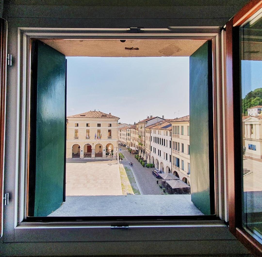 Appartement Attico Di Piazza Cima à Conegliano Extérieur photo